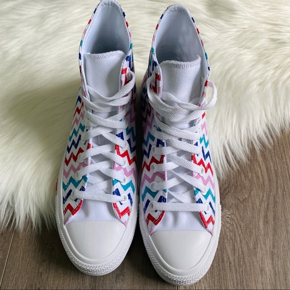 NWT Converse Chuck Taylor All Star Voltage HI Top - Picture 3 of 10